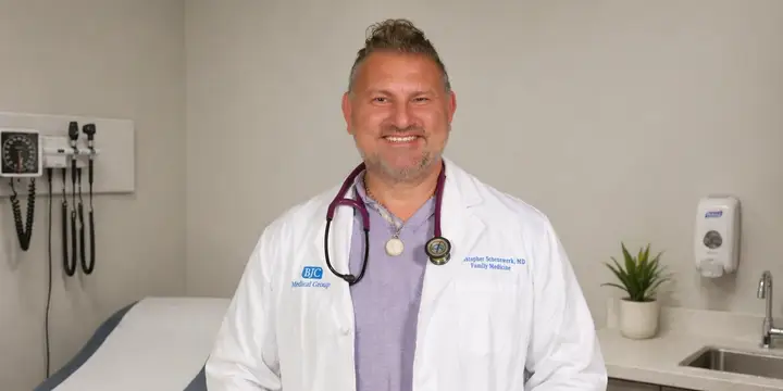 I’m a doctor and was spending around $3,000 a month on alcohol. I’ve been sober for 8 years and am helping others do the same.