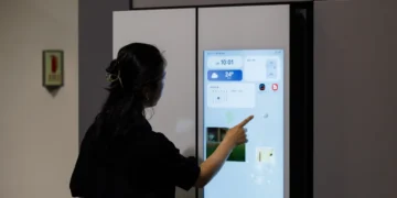 Samsung is quietly loading up your appliances with AI