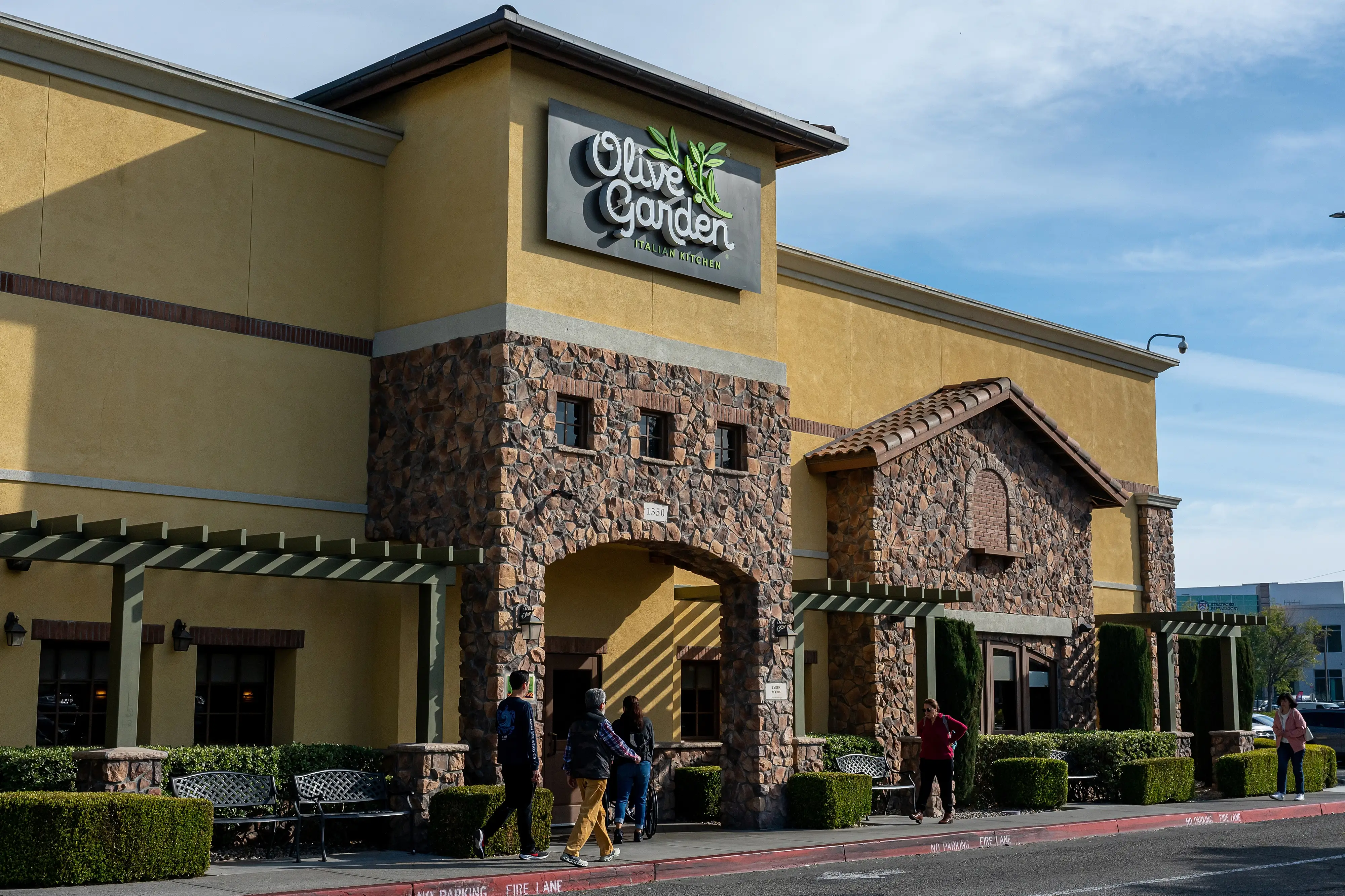 Olive Garden exterior