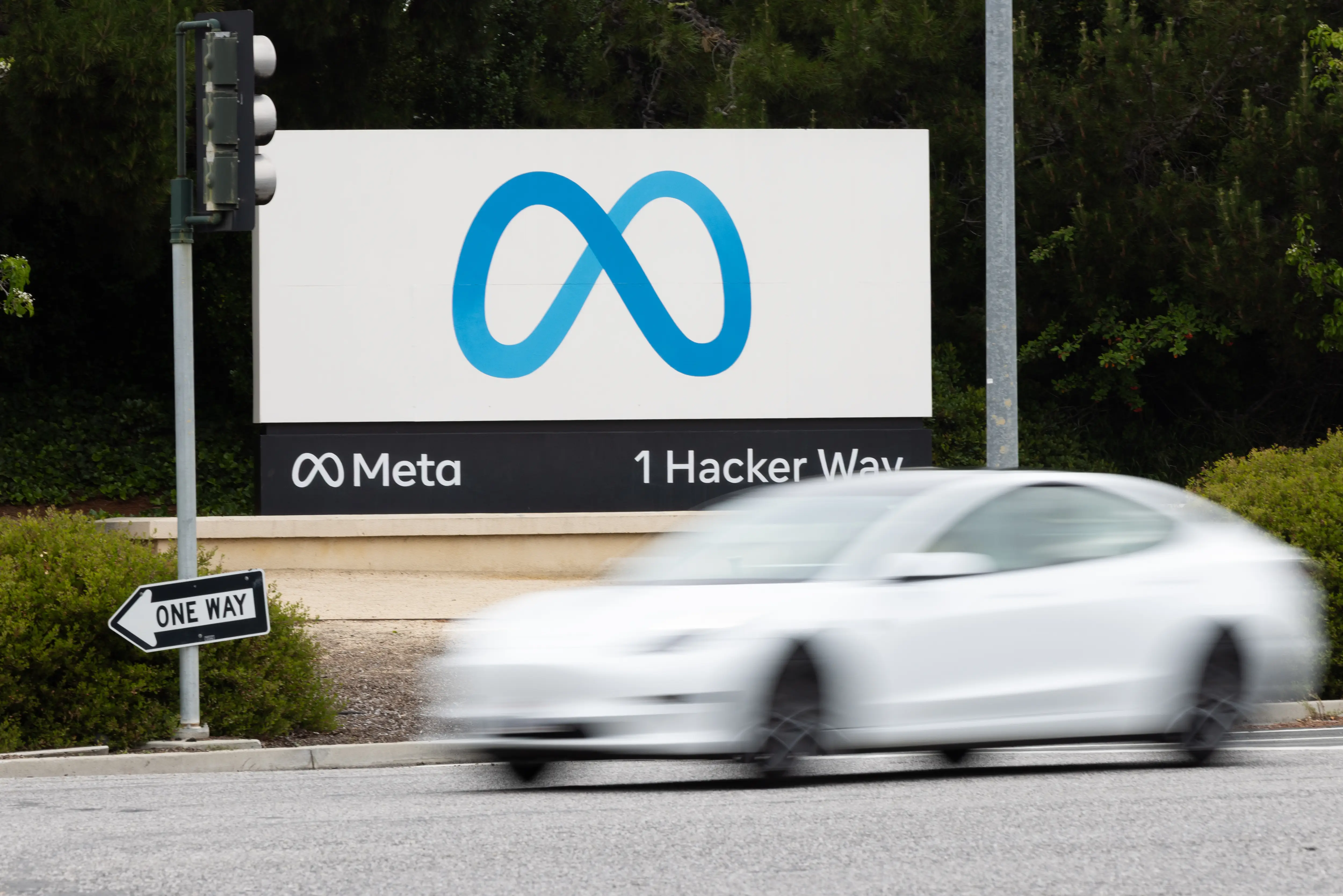A picture of Meta's sign at headquarters