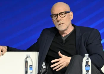 Scott Galloway says your kids need these skills to AI-proof their future careers