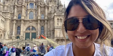 I passed out at 4 a.m. in my bathroom. 3 months later, I decided to walk 73 miles across Spain to conquer my anxiety.