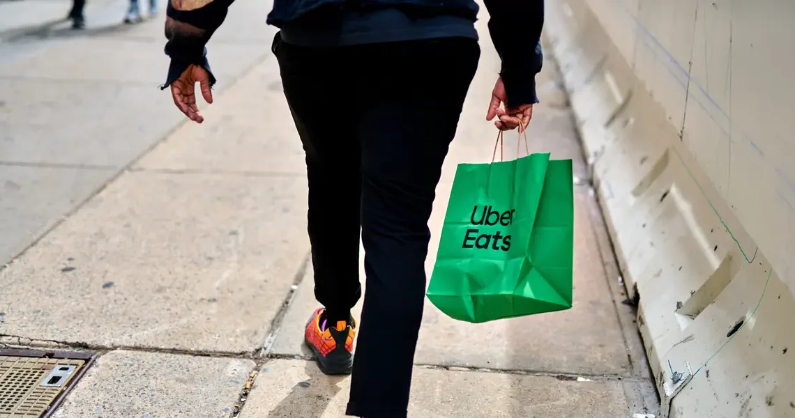 Uber and DoorDash bet on higher earners. It’s paying off big.