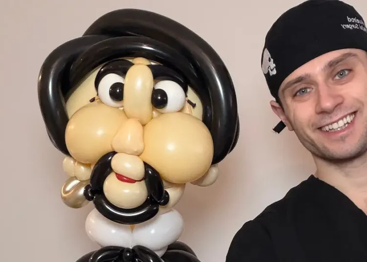 I have $400,000 in med school debt. I’m doing balloon art to pay it down.