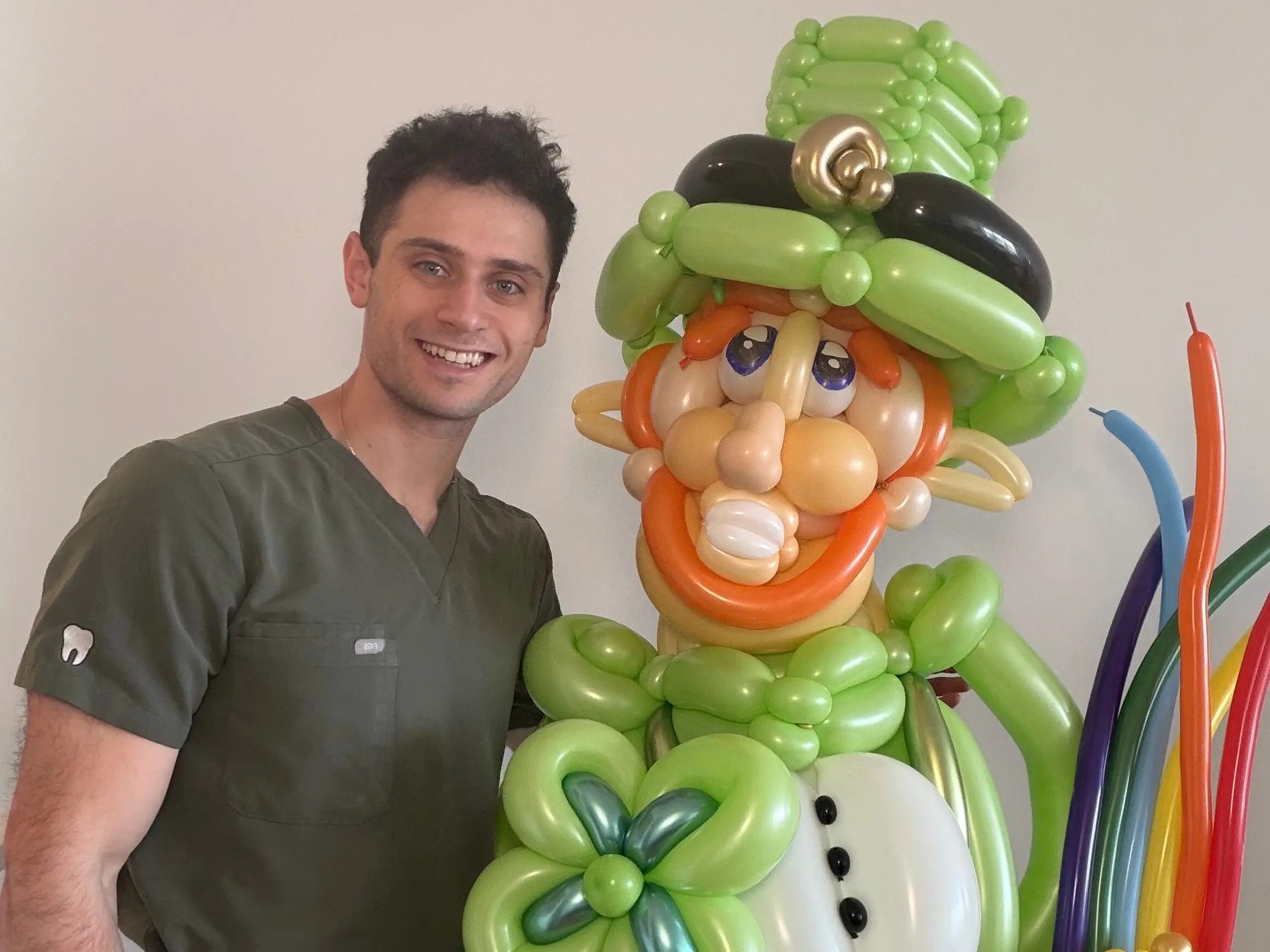 Balloon artist