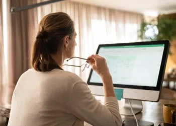 Managers are quickly becoming an endangered species in tech — for better or for worse