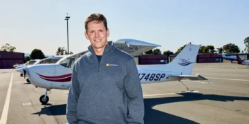 I’m the CEO of Headspace and a former Navy pilot. Here’s a day in my life, from battling sleep issues to flying a plane.