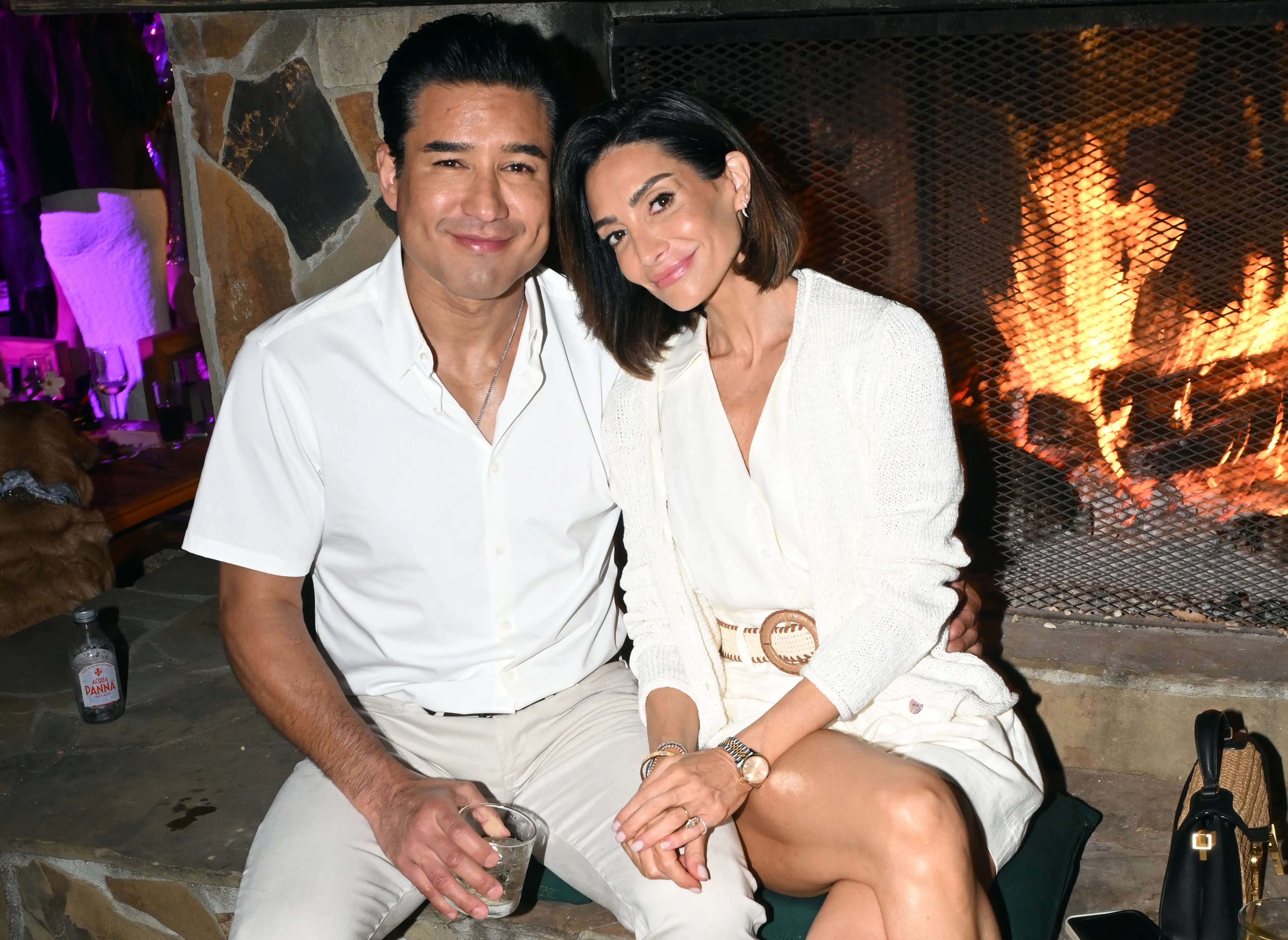 Mario Lopez and his wife, Courtney.