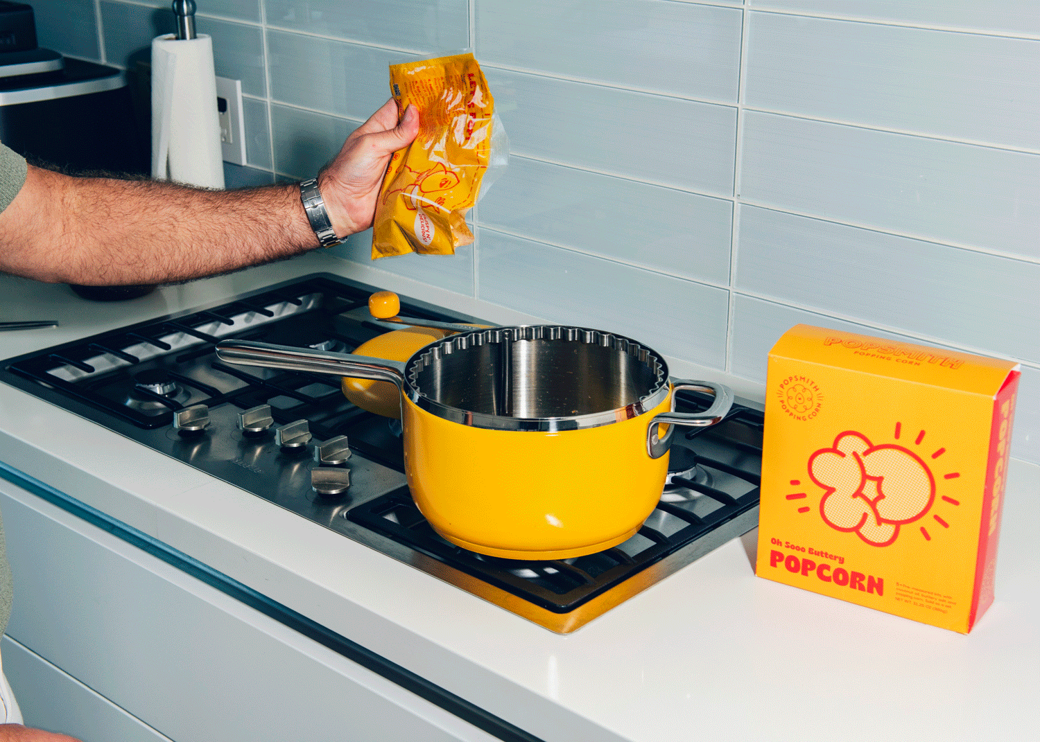Tal Moore, Founder of Popsmith, demonstrates their product.
