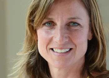 What it’s like to run the family business when your dad is its billionaire founder