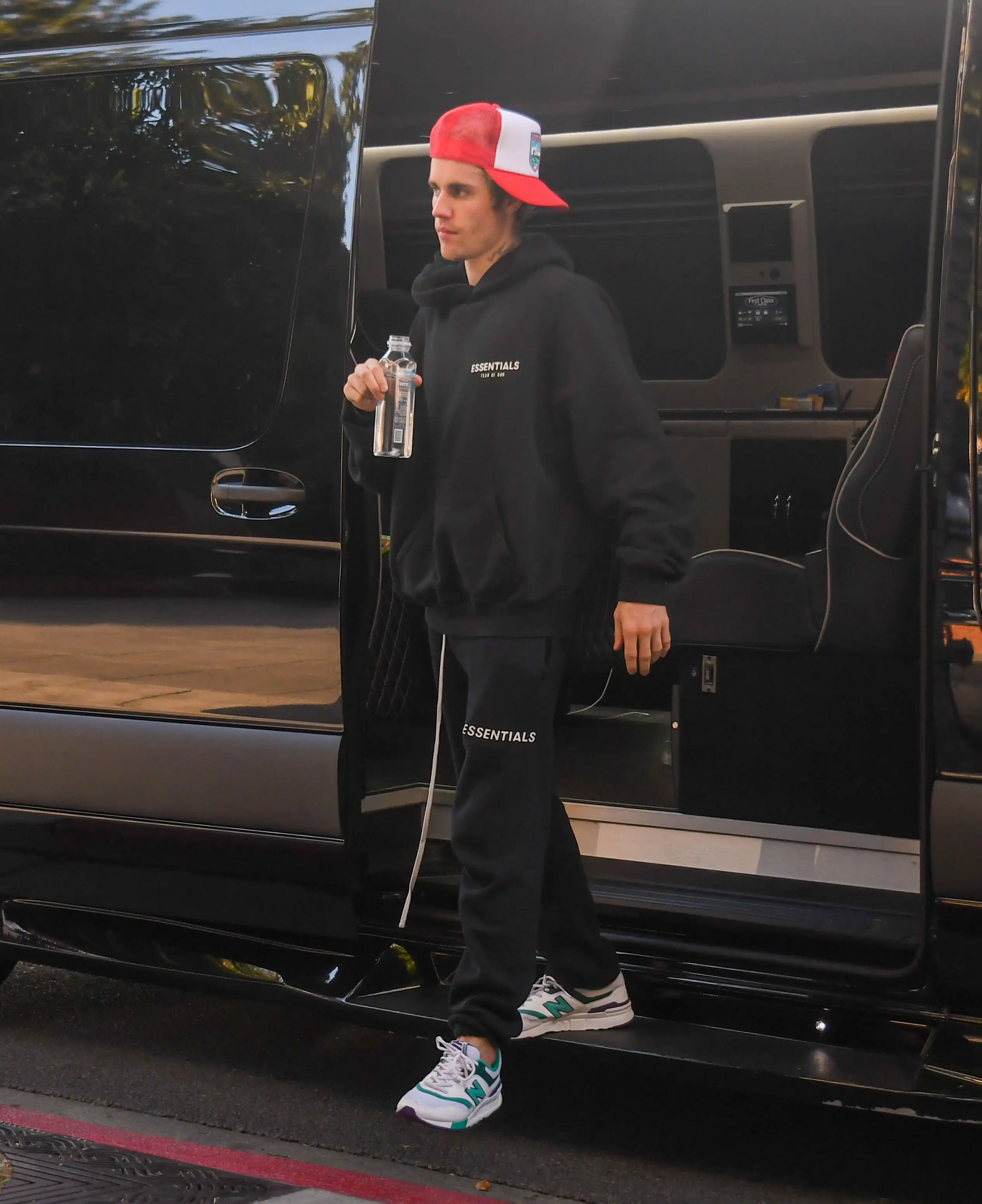 Justin Bieber wears a Fear of God Essentials set in Los Angeles.