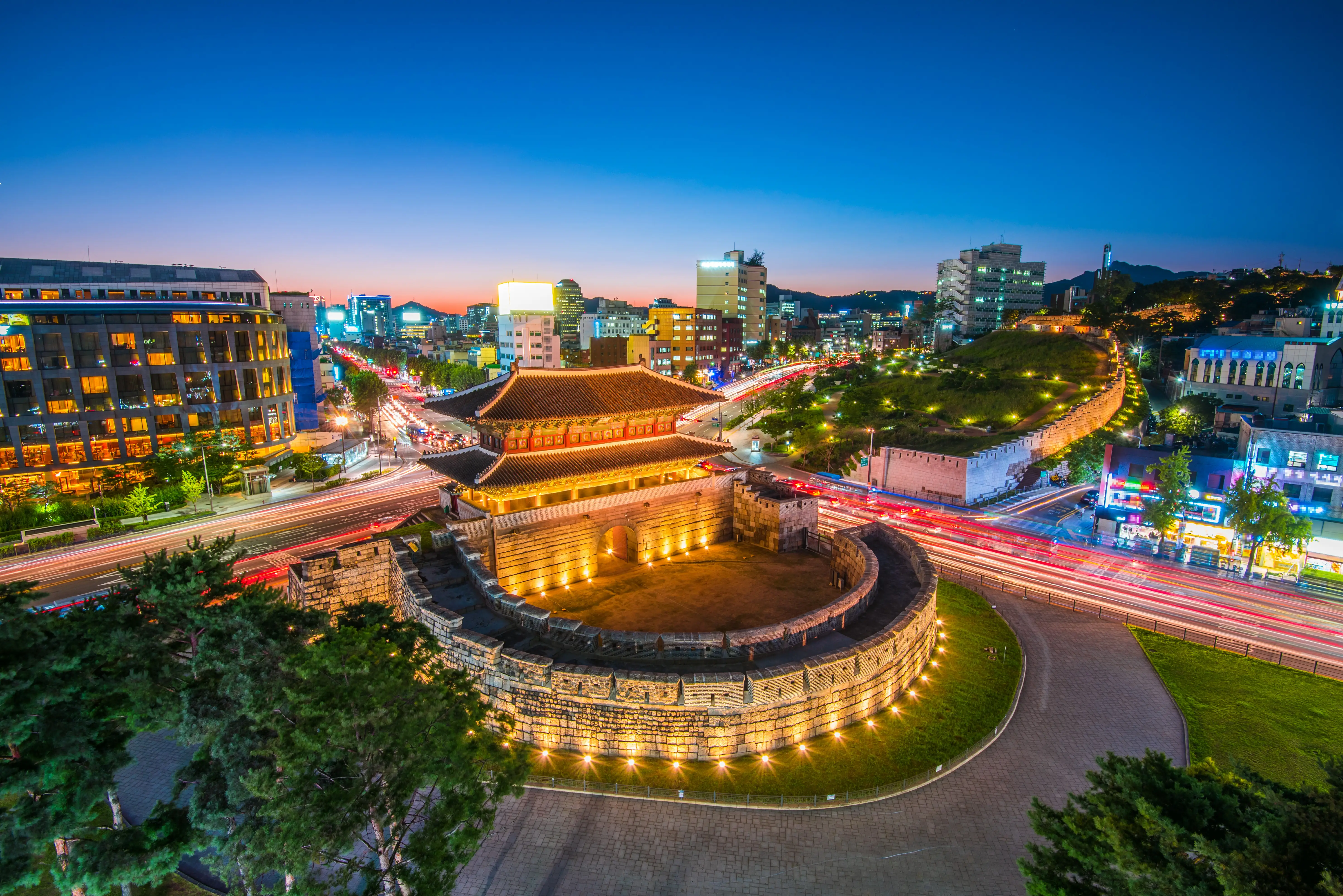 Dongdaemun traditional gate at night in Seoul, South Korea.
