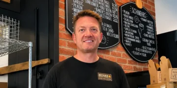 I used AI to help market my bagel shop. Then the one-star reviews came in.