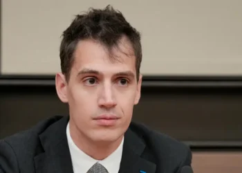 Mistral AI’s CEO says Europe has 2 years to stop becoming America’s AI ‘vassal state’