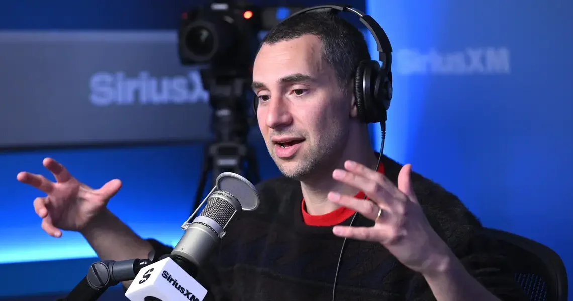 Jack Antonoff tells people who are making AI art to ‘drive right off that cliff’