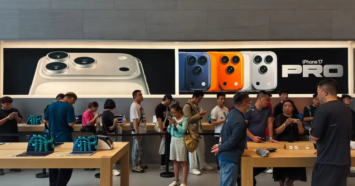 Samsung’s phone delay handed Apple an opening for a big iPhone year