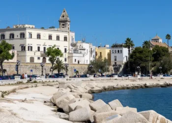 I’ve been to all 20 regions of Italy. There are 5 cities I recommend visiting, and 2 I’d skip.