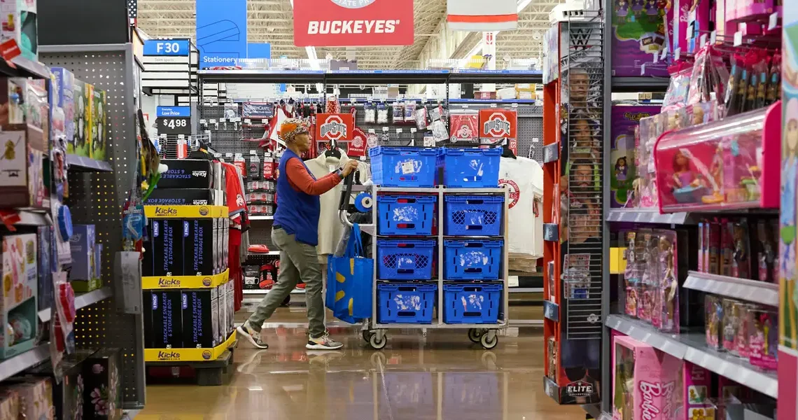 Walmart’s online grocery delivery boom is stretching store workers