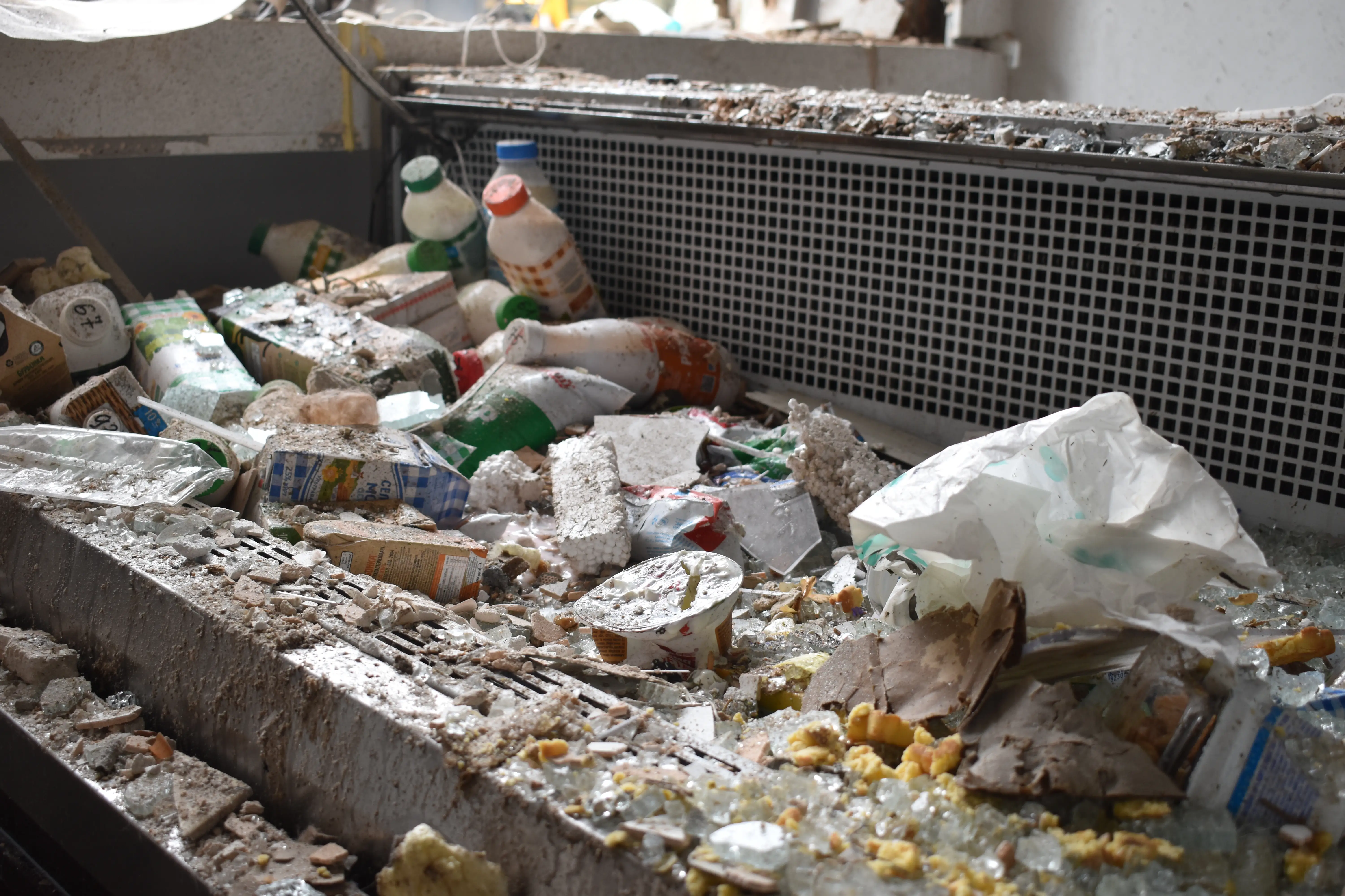 A local market destroyed by a Russian attack.