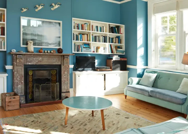 I’m an interior designer. Here are 7 things that should never be in your living room.