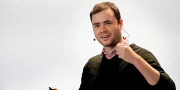 Anthropic just scored a major AI hire: Andrej Karpathy, the former Tesla AI boss who coined ‘vibe coding’