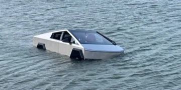 Don’t drive your Cybertruck into a lake