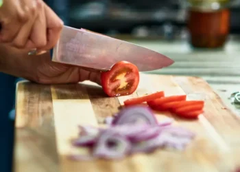 I’m a trained chef. Here are the 6 mistakes I see home cooks make that sabotage their meals.