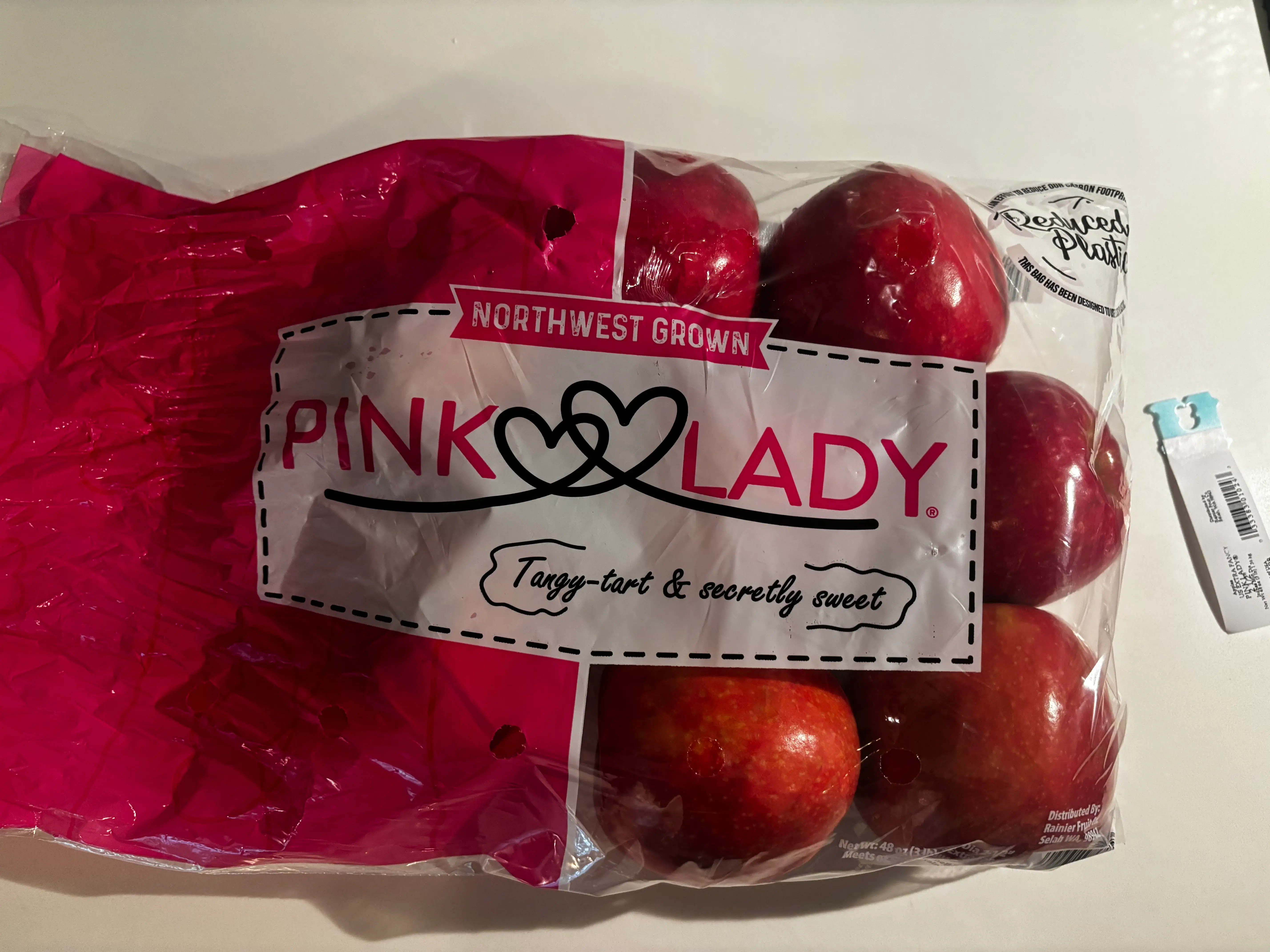 Package of pink lady apples from Aldi