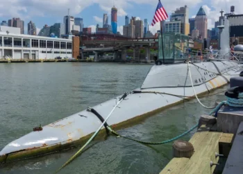 I toured the only nuclear-missile submarine in the US open to the public. Take a look inside the USS Growler.