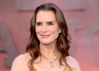Brooke Shields, 60, says she hasn’t ‘gone under the knife’ for one very relatable reason