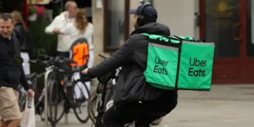 Gen Z is turning to gig apps like Uber and GoPuff for summer jobs