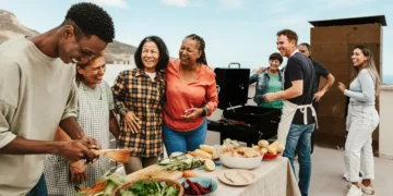 10 small hosting tricks to make Memorial Day cookouts feel effortless, according to private chefs