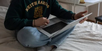 WFH is a bigger driver of entry-level job woes than AI, researchers say