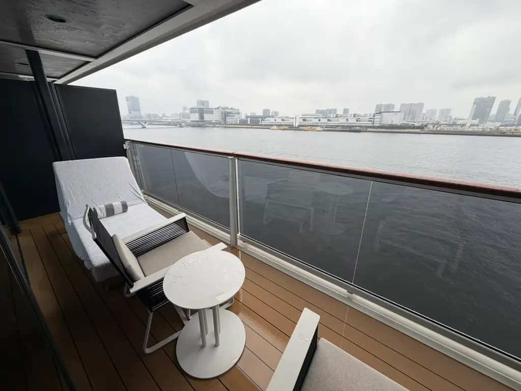 Balcony with seats, small table