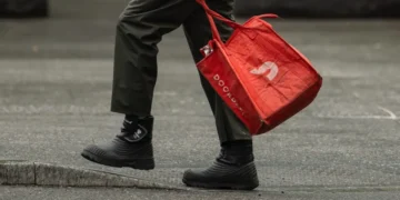 Delivery drivers say more customers are asking: Did you actually get my tip?