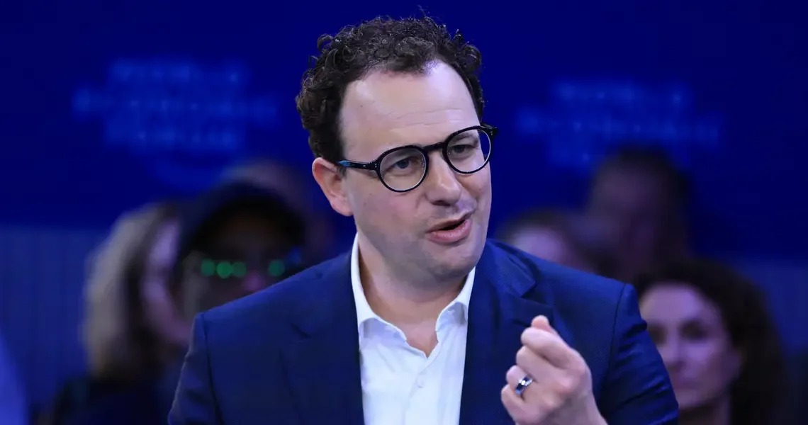 Anthropic leapfrogs OpenAI as the most valuable AI startup — and drops a new model