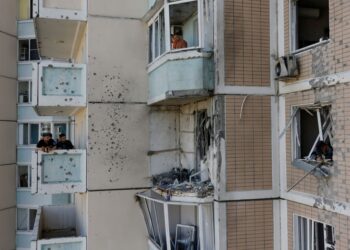 Ukrainian drones hit Moscow and surrounding area, killing three