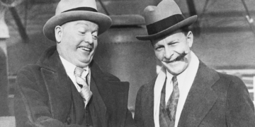 90 Years Ago, One of America’s Biggest Comedy Duos Came to a Horrifying End Inside a Barbershop
