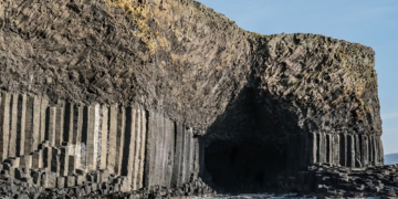 A 200,000-Year-Old Cave Discovery Is Changing What Scientists Know About Early Humans
