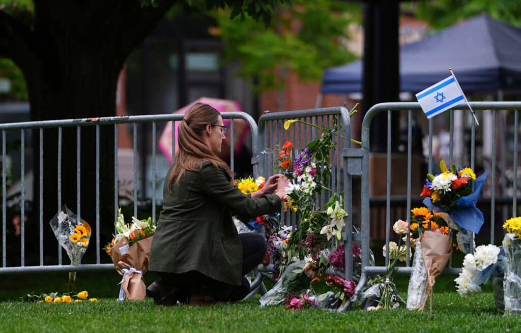 Suspect in Colorado firebombing attack expected to plead guilty
