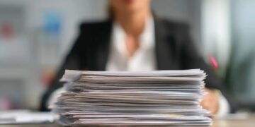 New to hiring employees? Here’s how to review resumes without losing your mind