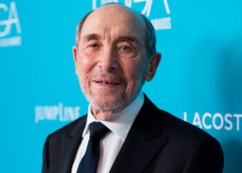 Albert Wolsky, Oscar-Winning Costume Designer, Dies at 95