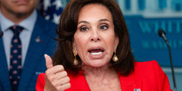 Pirro says ballistic evidence shows correspondents’ dinner suspect shot officer