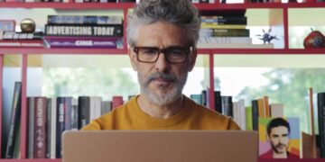 ‘Bitter Christmas’ Review:  Pedro Almodóvar Gives Himself a Hard Time, and It’s Thrilling