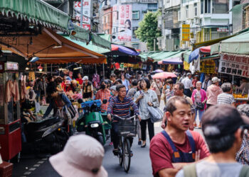 Taiwan’s Plastic Habit Collides With Shortages Caused by a Faraway War