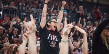 Sports-mad Portland savors its second chance to root for women’s basketball