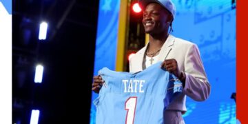 Tennessee Titans debut 2026 schedule. Get tickets to see Carnell Tate