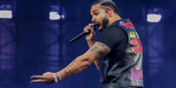 Drake Starts Beef With Yet Another GOAT, Adding to Ongoing Kendrick Lamar Drama on New Leaked Track