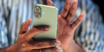 Update Your iPhone Now for Better Encrypted Messaging With Android