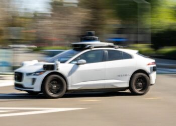 Waymo Is Trying to Crack Down on Solo Kids in Driverless Cars